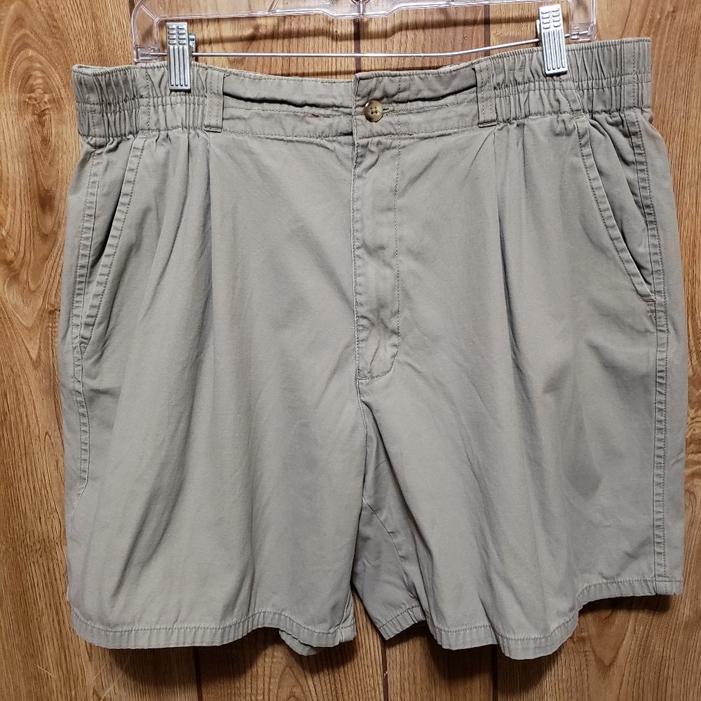 Shorts Men's 38 Khaki Pleat Front, Pockets 100% Cotton Vintage Pacific Beach